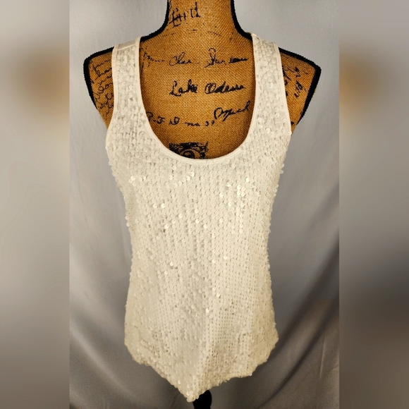 Ann Taylor T-shirt with sequins size LP - Picture 1 of 4